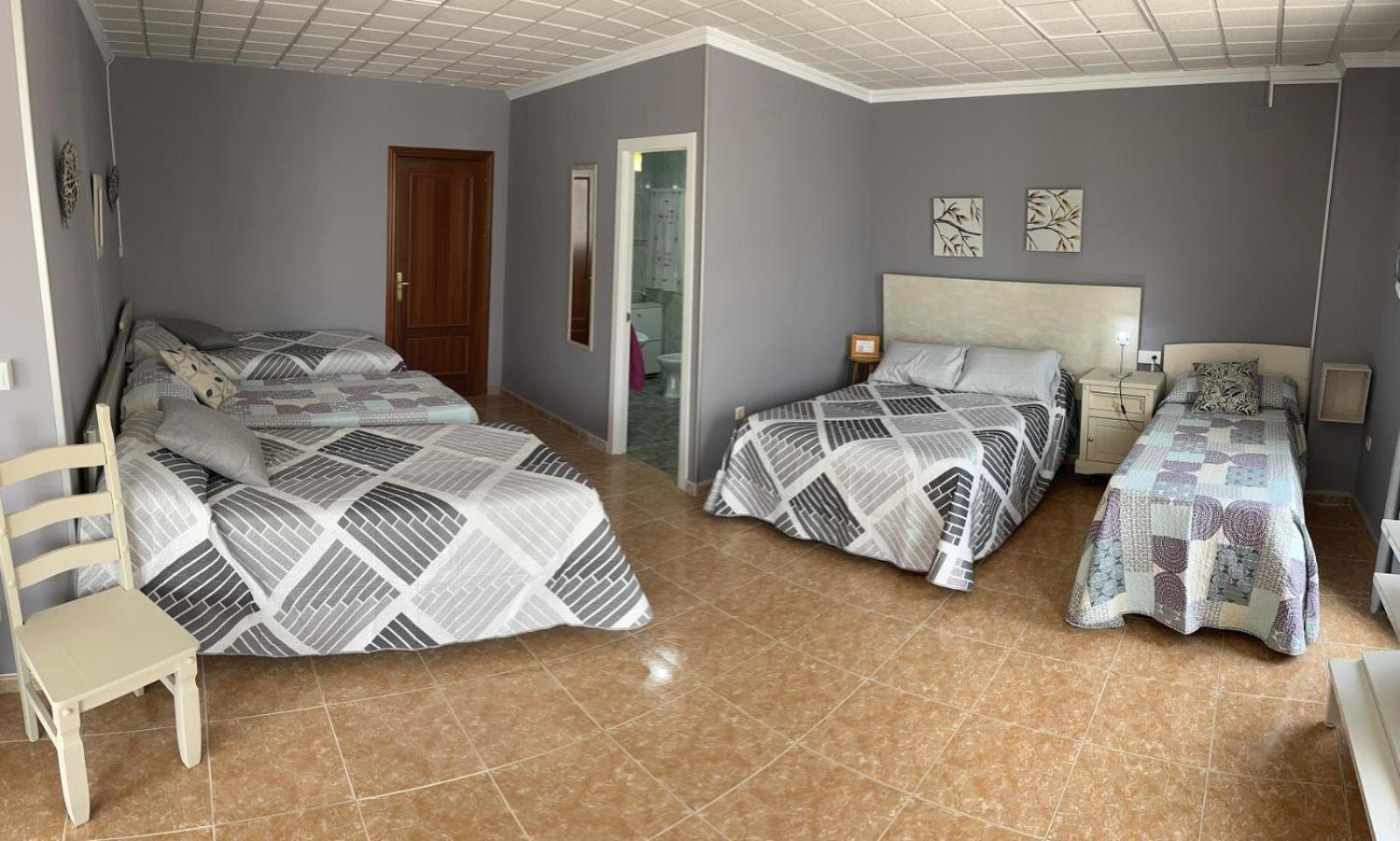 Acogedor Alojamiento Membrilla Exterior foto